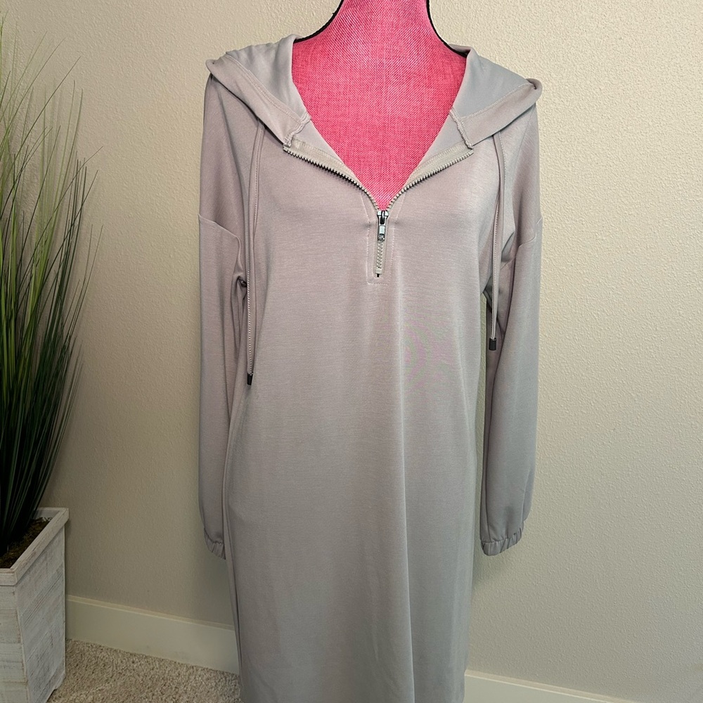 Ariella Light Gray Hooded Long Sleeve Dress
